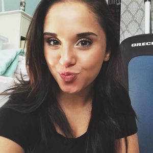 Meet your Posher, Annika